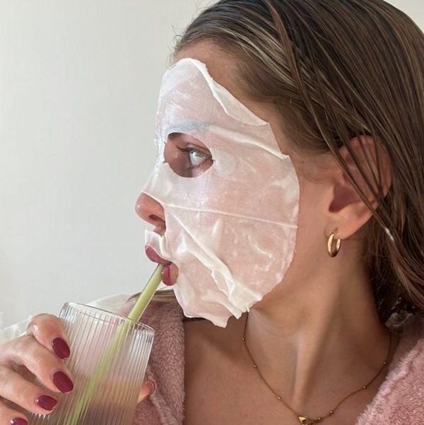b466032f6991636c5d9d19a41d426514 CalmSkin Soothing Mask